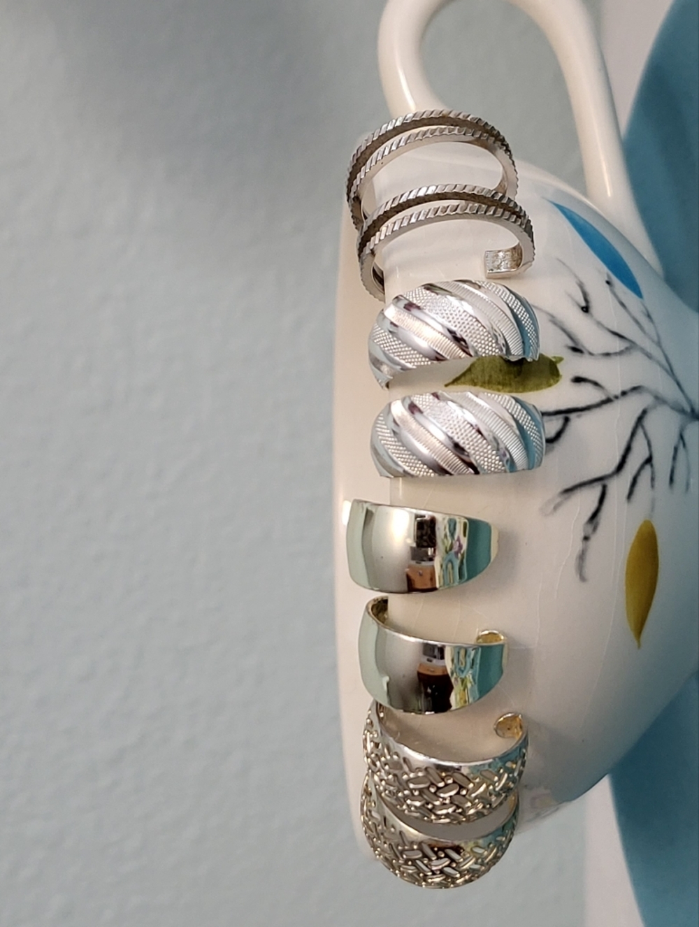 4pr Napier Clip On Earrings